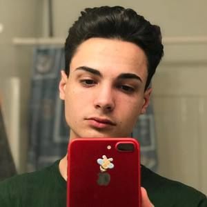 Meet your Posher, Kenneth